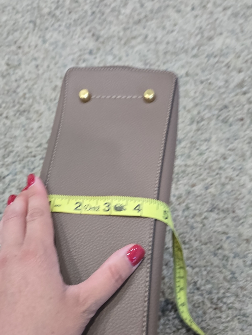 Coach Pebbled Leather Shoulder Bag in Taupe with Gold Turnlock - Picture 11 of 12